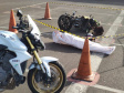 O Batalhão de Polícia de Trânsito (BPTran), juntamente com outros órgãos ligados ao trânsito urbano, promoveu uma manhã de instrução gratuita para motoboys e motofretistas no sábado (31/07). O projeto Trampo Seguro foi desenvolvido para que os usuários de motos conheçam melhor o veículo, as habilidades de condução para evitar acidentes e a legislação de trânsito. Foto: BPTRAN