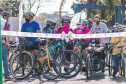 A retomada do esporte paranaense foi marcada nesta terça-feira, 10, com o lançamento do Programa Pedala Paraná na sede da Superintendência de Esporte do Governo do Paraná. O termo de cooperação técnica entre o Paraná e entidades parceiras e termo de adesão com os municípios foram assinados, assim oficializando a fase inicial do projeto com 80 ciclorrotas. - Curitiba, 10/08/2021 - Foto: Thiago Chas/Paraná Esporte