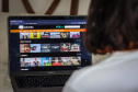 A Secretaria de Estado da Comunicação Social e da Cultura via Superintendência-Geral da Cultura lançou oficialmente em junho de 2020 a Paraná Cultura, plataforma audiovisual de acesso gratuito para que artistas paranaenses sejam vistos e ouvidos em todo o Brasil e além. Foto: Geraldo Bubniak/AEN
