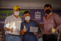 Trinta e duas famílias que viviam em condições precárias ou pagavam aluguel na cidade de Flórida, no Noroeste do Paraná, realizaram nesta quinta-feira (12) o sonho da casa própria. Elas receberam as chaves de suas novas moradias das mãos do governador Carlos Massa Ratinho Junior e não precisarão pagar nada por elas.  -  Flórida, 12/08/2021  -  Foto: Gilson abreu/AEN