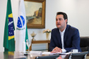 O governador Carlos Massa Ratinho Junior participa  nesta quinta-feira (19) da cerimônia de adesão dos estados do Sul do Brasil ao Pacto Nacional pela Primeira Infância. A iniciativa, criada pelo Conselho Nacional de Justiça (CNJ), promove seminários temáticos para sensibilizar profissionais do sistema de justiça sobre o Marco Legal da Primeira Infância. 19/08/2021 - Foto: Geraldo Bubniak/AEN