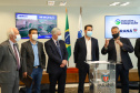 Governador Carlos Massa Ratinho Junior Assina Liberação de Recursos Estradas da Integração..Foto: Ari Dias/ AEN.