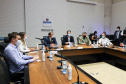 O governador Carlos Massa Ratinho Junior participa nesta terça-feira (24)  de videoconferencia com representantes da Pfizer ao lado do Secretario de Estado da Saude, Beto Preto e do prefeito de Toledo,  Beto Lunitti.   24/08/2021 - Foto: Geraldo Bubniak/AEN