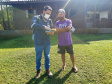 ILHA TEIXEIRA - Equipes da Portos do Paraná e do Consórcio Boskalis/ Fabio Bruno/Sli/Dec realizaram nos últimos dias visitas a comunidades de ilhas do Litoral do Paraná para falar sobre a obra de desmonte de rochas (derrocamento), que acontecerá no Porto de Paranaguá.  -  Paranaguá, 26/08/2021  -  Foto: Pierpaolo Notta/Porto do Paraná