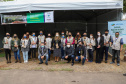 A primeira-dama Luciana Saito Massa, que preside o Conselho de Ação Solidária, e o secretário de Desenvolvimento Sustentável e do Turismo, Márcio Nunes, participam  da distribuição de mudas da campanha Floresce Paraná.F oto: Ari Dias/AEN