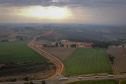 Obras do Contorno Sul de Wenceslau Braz avançam para desviar tráfego pesado da área urbana.
Foto Gilson Abreu/AEN