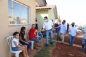 O governador Carlos Massa Ratinho Junior entregou nesta quinta-feira (02) as chaves de 56 novas moradias a famílias de Cambará, no Norte Pioneiro. O Residencial Santa Cecília recebeu R$ 5,3 milhões de investimento do Governo do Estado por meio do programa Casa Fácil Paraná, que oferece condições facilitadas de aquisição da casa própria à população. Foto: Ari Dias/AEN