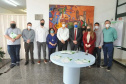 A Universidade Estadual de Londrina (UEL) oficializou nesta sexta-feira (10) um contrato de licenciamento de tecnologia com a Indusbello Company, de Londrina, para produção e comercialização de três réguas específicas para auxiliar cirurgiões dentistas no trabalho de recuperação de dentes. Foto: UEL