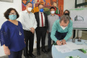 A Universidade Estadual de Londrina (UEL) oficializou nesta sexta-feira (10) um contrato de licenciamento de tecnologia com a Indusbello Company, de Londrina, para produção e comercialização de três réguas específicas para auxiliar cirurgiões dentistas no trabalho de recuperação de dentes. Foto: UEL