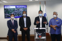 Mais 54,27 quilômetros de estradas rurais em 14 municípios do Paraná vão ganhar novos pavimentos com pedras poliédricas, melhorando a qualidade de vida e impulsionando o desenvolvimento das cidades. Os convênios para liberação de recursos às prefeituras foram assinados nesta terça-feira (14) pelo governador Carlos Massa Ratinho Junior em evento no Palácio Iguaçu.   -  Curitiba, 14/09/2021  -  Foto: Jonathan Campos/AEN