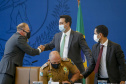 O governador Carlos Massa Ratinho Junior assina nesta quarta-feira (15), o decreto da última etapa de transferência de custódia dos presos das carceragens da Polícia Civil para a gestão plena do Departamento Penitenciário do Paraná (DEPEN). 15/09/2021 -
 Foto: Gilson Abreu/AEN