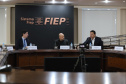 O secretário estadual da Infraestrutura e Logística, Sandro Alex e o  o secretário de Planejamento e Projetos Estruturantes do Paraná, Valdemar Bernardo Jorge participam de Webinar dos Portos do Paraná sobre o Potencial de Movimentacao de Cargas  para o projeto da Nova Ferroeste,  na A Federação das Indústrias do Estado do Paraná (Fiep). 15/09/2021 - Foto: Geraldo Bubniak/AEN