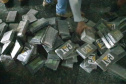 A Rondas Ostensivas Tático Móvel (ROTAM) do 9° Batalhão da Polícia Militar (9°BPM), apreendeu, na madrugada deste sábado (18), 274 quilos de pasta base de cocaína em um caminhão que estava na fila para acesso ao Porto de Paranaguá.  -  Curitiba, 18/09/2021  -  Foto: PMPR
