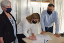 A Secretaria de Estado da Saúde (Sesa) recebeu 20 geladeiras e quatro câmaras frias, ou ultrafreezers, por meio do movimento Unidos pela Vacina. Os novos equipamentos auxiliarão no armazenamento de insumos como vacinas e medicamentos, nas 22 Regionais de Saúde. A entrega foi realizada nesta segunda-feira (20) na Coordenação de Material de Patrimônio (Comp).
Foto: Américo Antonio/SESA