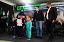O governador Carlos Massa Ratinho Junior entrega nesta quinta-feira (23), em Mandirituba, na Região Metropolitana de Curitiba, 82 títulos de regularização fundiária para moradores dos bairros São João e Vila Queimados. E tambem  libera R$ 1,3 milhão para pavimentação de vias.   23/09/2021 - Foto: Geraldo Bubniak/AEN
