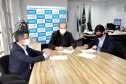 A Universidade Estadual de Ponta Grossa (UEPG) e a Prefeitura de Cerro Azul firmaram, nesta quinta-feira (23), acordo de cooperação técnica e científica, visando à revisão do Plano Diretor Municipal (PDM) da cidade, localizada na região metropolitana de Curitiba. -  Curitiba, 23/09/2021  -  Foto: SETI