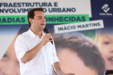 O governador Carlos Massa Ratinho Junior entrega nesta sexta-feira (24), para Inácio Martins, no Centro-Sul do Estado, 202 títulos de regularização fundiária para moradores do bairro São Roque. E tambem libera R$ 2 milhões para pavimentação de vias. 24/09/2021 - Foto: Geraldo Bubniak/AEN