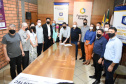 O diretor de Mercado da Fomento Paraná, Vinicius Rocha, e o prefeito de Francisco Beltrão, Cleber Fontana, assinaram nesta quinta, 30, o primeiro contrato de financiamento de operação de microcrédito do Programa Juros Zero de Francisco Beltrão. -  Curitiba, 30/09/2021  -  Foto: Claudinei Del Cielo/Prefeitura de Francisco Beltrão
