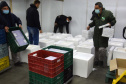 As 344.210 doses da vacina contra a Covid-19 referentes à 56ª pauta de distribuição do Ministério da Saúde chegaram ao Paraná nesta terça-feira (5). Foto: Américo Antonio/SESA