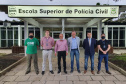 A Controladoria-Geral do Estado (CGE) vistoriou na Escola Superior da Polícia Civil (ESPC) o trabalho desenvolvido no curso de formação de Escrivães de Polícia quanto às medidas de proteção impostas pela pandemia da Covid-19. A vistoria, ocorrida na semana passada, faz parte do cronograma da Diretoria de Inteligência e Informações Estratégicas (DIIE), da CGE, de aumentar a aproximação com os servidores. Foto: CGE