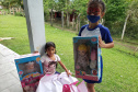 A Portos do Paraná deu início nesta semana, em parceria com a Superintendência Geral de Ação Solidária, à distribuição de brinquedos às crianças matriculadas nas escolas municipais das comunidades isoladas de Paranaguá e Antonina. Foto: Pierpaolo Nota/Portos do Paraná