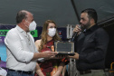 O governador em exercício Darci Piana inaugurou nesta sexta-feira (8) uma unidade do programa Meu Campinho em Munhoz de Mello, no distrito de Fernão Dias, na região Norte do Paraná. O projeto recebeu R$ 269 mil do Governo do Estado, por meio da Secretaria do Desenvolvimento Urbano e de Obras Públicas.Fotoz: Gustavo Pontes/SEDU