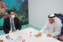 O Paraná terá um escritório fixo para a captação de investimentos e negócios internacionais em Dubai, nos Emirados Árabes Unidos. A decisão foi formalizada nesta quarta-feira (13) pelo governador Carlos Massa Ratinho Junior e o presidente da Federação das Indústrias do Estado do Paraná (Fiep), Carlos Valter  -  Dubai, 13/10/2021  -  Foto: Governo do Paraná