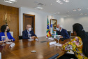 Governador em exercicio Darci Piana recebe o embaixador da Espanha no Brasil, Fernando Garcia Casas, a cônsul honorária da Espanha em Curitiba, Blanca Hernando Barco e a  diretora do Instituto Cervantes, Rosa Sánchez-Cascado  -  Curitiba, 13/10/2021  -  Foto Gilson Abreu/AEN