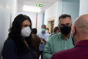 A Secretaria de Estado da Saúde (Sesa) assinou um termo de cooperação técnico científica nesta quarta-feira (13) para implantação e desenvolvimento de atividades de ensino, pesquisa e expansão no Hospital Regional do Litoral (HRL) de Paranaguá, em parceria com a Universidade Estadual do Paraná (Unespar). - Paranaguá, 13/10/2021  -  Foto: Américo Antonio/SESA