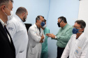 A Secretaria de Estado da Saúde (Sesa) assinou um termo de cooperação técnico científica nesta quarta-feira (13) para implantação e desenvolvimento de atividades de ensino, pesquisa e expansão no Hospital Regional do Litoral (HRL) de Paranaguá, em parceria com a Universidade Estadual do Paraná (Unespar). - Paranaguá, 13/10/2021  -  Foto: Américo Antonio/SESA