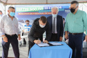 O governador em exercício Darci Piana e o secretário estadual da Saúde, Beto Preto, entregam nesta quarta-feira (13), veículos da Estratégia da Saúde da Família aos municípios da 1ª Regional de Saúde de Paranaguá, além de computadores para renovação e modernização do parque tecnológico da Sesa.13/10/2021 - Foto: Geraldo Bubniak/AEN