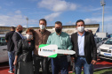 O governador em exercício Darci Piana e o secretário estadual da Saúde, Beto Preto, entregam nesta quarta-feira (13), veículos da Estratégia da Saúde da Família aos municípios da 1ª Regional de Saúde de Paranaguá, além de computadores para renovação e modernização do parque tecnológico da Sesa.13/10/2021 - Foto: Geraldo Bubniak/AEN