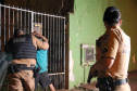 Centenas de viaturas e 1,5 mil policiais militares a mais do efetivo já aplicado rotineiramente, foram às ruas neste sábado (16/10) em todo o Paraná para inibir crimes e reforçar o patrulhamento em aéreas comerciais e residenciais do estado pela operação Fecha Quartel II. - Rolância, 16/10/2021 - Foto: Soldado Adilson Voinaski Afonso