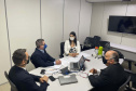 Representantes da Secretaria Estadual de Saúde (Sesa) se reuniram nesta segunda-feira (18) com o Ministério da Saúde, em Brasília, para debater o cenário pós-Covid. O principal assunto em pauta foi a manutenção e destino de 600 leitos de UTI habilitados no Paraná ao longo da pandemia. Foto: SESA