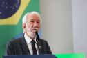 O vice governador Darci Piana participa  nesta quarta-feira  (20) do lançamento de programa de cursos de atualização profissional e de especialização nas áreas de Polícia Comunitária, Mediação de Conflitos e Análise Criminal para 6,2 mil profissionais de todo o Paraná,  no Palacio Iguacu.   Curitiba, 20/10/2021 -  Foto: Geraldo Bubniak/AEN