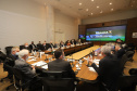 O vice governador Darci Piana recebe  nesta quarta-feira  (20), o embaixador do Estado de Israel, Daniel Zohar-Zonshine. Paraná e Estado de Israel discutem cooperação  para intercâmbio de experiência em tecnologia agricolas. Curitiba, 20/10/2021 -  Foto: Camila Tonett/Vicegovernadoria