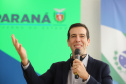O governador Carlos Massa Ratinho Junior lança nesta terça-feira (26) o programa Inglês Paraná, acompanhado do secretário da Educação e do Esporte, Renato Feder. Trata-se de um projeto inovador e dinâmico, com foco no processo de aprendizagem dos estudantes, considerando as suas necessidades, ao mesmo tempo em que favorece o desenvolvimento das habilidades de escuta e oralidade, essenciais para aprender a Língua Inglesa. - 26/10/2021 - Foto: Geraldo Bubniak/AEN