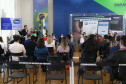 O governador Carlos Massa Ratinho Junior lança nesta terça-feira (26) o programa Inglês Paraná, acompanhado do secretário da Educação e do Esporte, Renato Feder. Trata-se de um projeto inovador e dinâmico, com foco no processo de aprendizagem dos estudantes, considerando as suas necessidades, ao mesmo tempo em que favorece o desenvolvimento das habilidades de escuta e oralidade, essenciais para aprender a Língua Inglesa. - 26/10/2021 - FotoJonathan Campos/AEN
