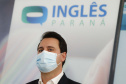 O governador Carlos Massa Ratinho Junior lança nesta terça-feira (26) o programa Inglês Paraná, acompanhado do secretário da Educação e do Esporte, Renato Feder. Trata-se de um projeto inovador e dinâmico, com foco no processo de aprendizagem dos estudantes, considerando as suas necessidades, ao mesmo tempo em que favorece o desenvolvimento das habilidades de escuta e oralidade, essenciais para aprender a Língua Inglesa. - 26/10/2021 - FotoJonathan Campos/AEN