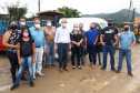 A Cooperativa Copasol Cachoeira, de Antonina, e a Associação de Produtores Rurais de Antonina (Aspran), no Litoral, receberam nesta quinta-feira (28) equipamentos agrícolas adquiridos com recursos do programa Coopera Paraná. A entrega foi feita em solenidade no ginásio de esportes da Escola Rural Municipal Professora Olimpia Breyer, em Cachoeira de Cima.  - Antonina, 29/10/2021 - Foto: SEAB