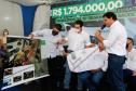   O governador Carlos Massa Ratinho Junior entregou nesta sexta-feira (29) mais 52 automóveis para reforço da frota da saúde em 22 municípios da 19ª Regional de Jacarezinho, no Norte Pioneiro. Os carros serão utilizados para atendimento domiciliar dentro da Estratégia da Saúde da Família (ESF). Foto: Jonathan Campos/AEN