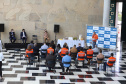 Solenidade de entrega de materiais para atendimento de emergencias para a Defesa Civil, na nesta sexta-feira (29), no Palacio Iguaçu em Curitiba.  Foto: Geraldo Bubniak/AEN