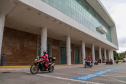 Expedição Filhas do Paraná volta a Curitiba após 2.800 km divulgando o Outubro Rosa. As motociclistas do grupo Filhas do Vento e da Liberdade retornaram neste sábado (30) ao Palácio Iguaçu – mesmo ponto de onde partiram no dia 14 de outubro, e foram recebidas pelo vice-governador Darci Piana e pela primeira-dama do Estado e presidente do Conselho Estadual de Ação Solidária, Luciana Saito Massa. - Curitiba, 30/10/2021 - Foto: Valdelino Pontes