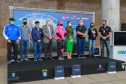 Expedição Filhas do Paraná volta a Curitiba após 2.800 km divulgando o Outubro Rosa. As motociclistas do grupo Filhas do Vento e da Liberdade retornaram neste sábado (30) ao Palácio Iguaçu – mesmo ponto de onde partiram no dia 14 de outubro, e foram recebidas pelo vice-governador Darci Piana e pela primeira-dama do Estado e presidente do Conselho Estadual de Ação Solidária, Luciana Saito Massa. - Curitiba, 30/10/2021 - Foto: Valdelino Pontes