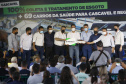 Governador Carlos Massa Ratinho Junior entrega 69 veículos para os 25 municípios da 10ª Regional de Saúde, em Cascavel. Carros serão usados para reforçar estratégia de Saúde da Família, com atendimentos domiciliares realizados pelos municípios. - Cascavel, 05/11/2021 - Foto Gilson Abreu/AEN