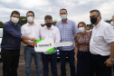 Governador Carlos Massa Ratinho Junior entrega 69 veículos para os 25 municípios da 10ª Regional de Saúde, em Cascavel. Carros serão usados para reforçar estratégia de Saúde da Família, com atendimentos domiciliares realizados pelos municípios. - Cascavel, 05/11/2021 - Foto Gilson Abreu/AEN