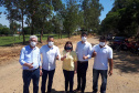 Entrega de pavimentação de estrada rural e de máquinas, caminhão e equipamentos para cooperativas de agricultura familiar, inauguração de cozinha comunitária. Estas foram algumas das ações dos secretários estaduais da Agricultura e do Abastecimento, Norberto Ortigara, e do Planejamento e Projetos Estruturantes, Valdemar Bernardo Jorge, na semana passada na região do Norte Pioneiro. - Curitiba, 08/11/2021 - Foto: SEAB