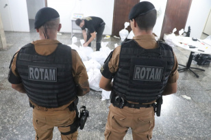 Policiais militares da ROTAM de Paranaguá localizam depósito com pasta base de cocaína estimada em R$ 150 milhões 