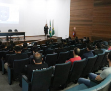 O Departamento de Polícia Penal (Deppen), por meio da Escola de Formação e Aperfeiçoamento Penitenciário (ESPEN), encerrou nesta segunda-feira (22/11) a primeira turma do Curso de Transição em Operações da Polícia Penal (CTOPP), em Curitiba. O curso objetiva promover o nivelamento dos futuros policiais penais do Estado para a ocupação fim. Na primeira turma foram 12 profissionais formados. - Curitibq, 22/11/2021 - Foto: SESP-PR