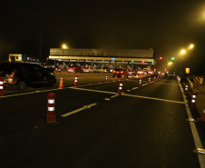 Encerramento dos atuais contratos de concessão de rodovias no Paraná. Abertura das catracas da praça de pedágio da Ecovia, na BR-277, em São José dos Pinhais, ocorrida à 0h00 deste domingo. - Curitiba, 28/11/2021 - Foto: Ari Dias/AEN